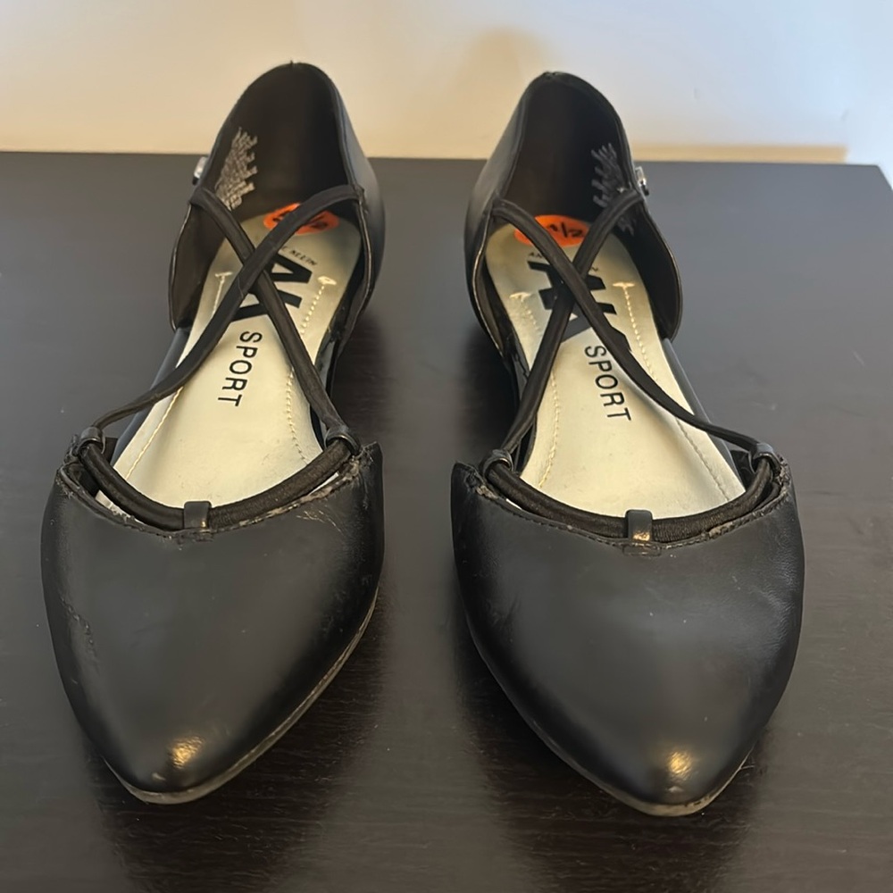 Anne Klein Sport Black Pointed Toe Flats